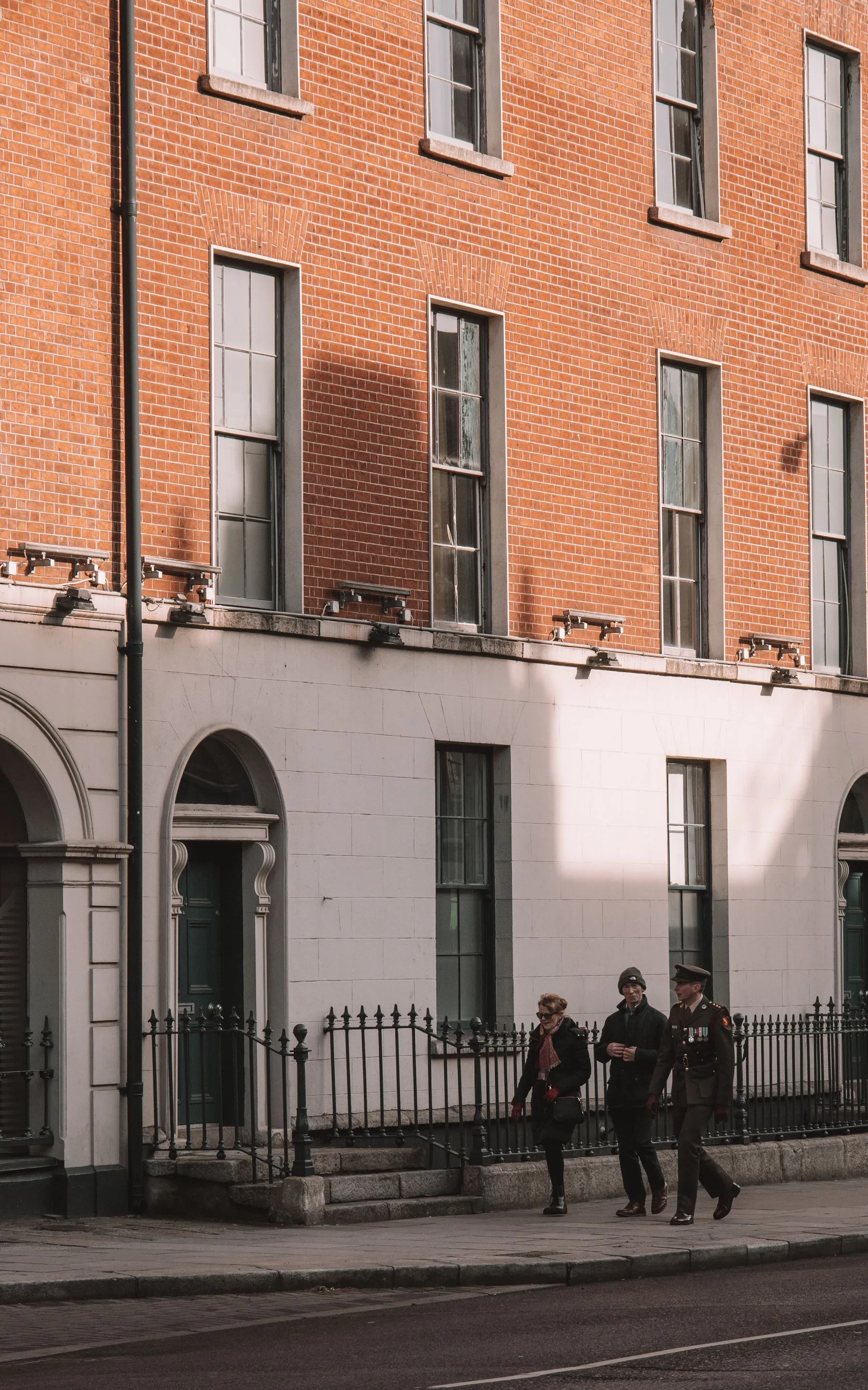 Georgian Dublin, the marathon starts on Leeson Street Lower and finishes 850 metres away on Mount Street Upper, both inside Dublin 2.