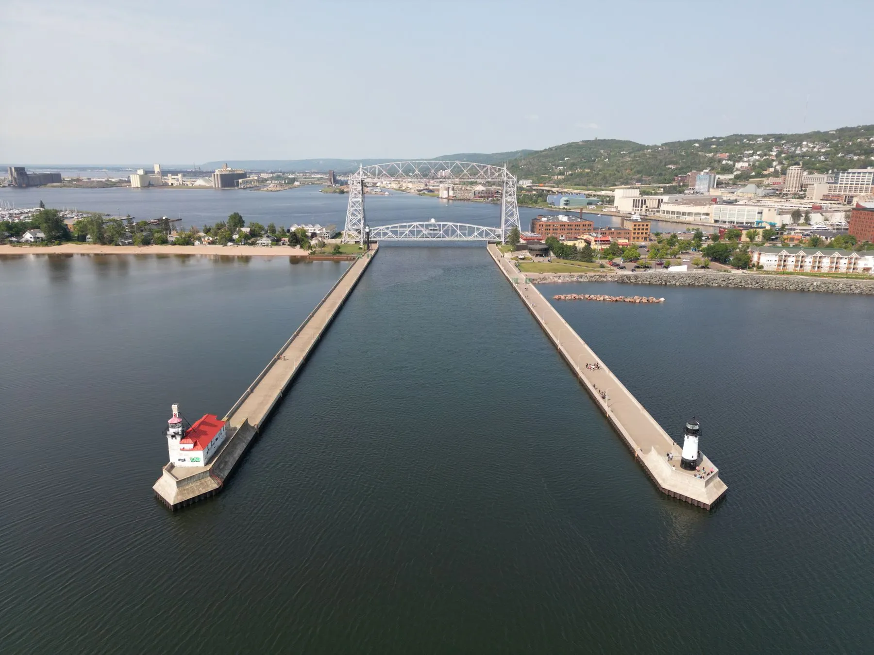 Duluth's Aerial Lift Bridge above Lake Superior: Grandma's Marathon finishes beside it in Canal Park after 42km down the shore from Two Harbors.